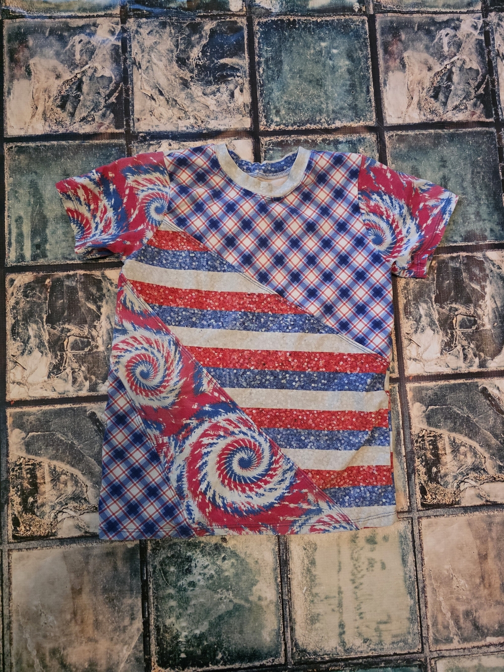 Kids' 6 Red, Blue & White Patterned Short Sleeve Tee